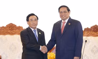 Thúc đẩy các dự án kết nối giao thông đường bộ, đường sắt Việt Nam - Lào