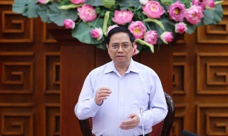 Khẩn trương xử lý tình trạng thiếu thuốc, nhân viên y tế nhiều nơi nghỉ việc