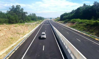 Yêu cầu hoàn thiện điều chỉnh đầu tư Dự án đường nối cao tốc Nội Bài - Lào Cai đến Sa Pa