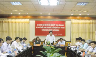 Đưa cán bộ trẻ về cơ sở