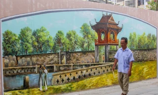 Ngắm Hà Nội xưa qua 'tranh tường bích họa' tại trung tâm quận Thủ đô