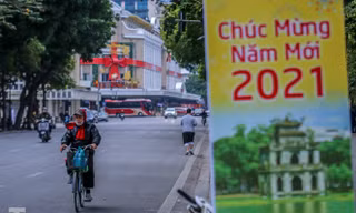 Hà Nội thanh bình trong buổi sáng cuối cùng năm 2020 