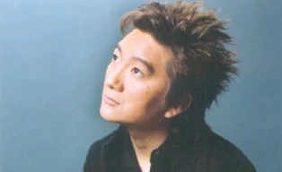 “Kỳ tích” của làng giải trí: Ca sĩ trở thành tỷ phú chỉ nhờ duy nhất một bài hát trong đời