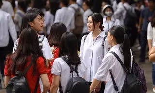 THPT chuyên KHXH&NV lần đầu tuyển sinh: Đề thi chuyên Văn được đánh giá hay “nhức nhối“