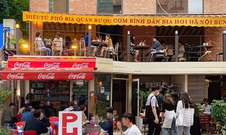 "Quán nhậu" chuẩn style Việt Nam giữa Seoul, được giới trẻ Hàn Quốc rần rần đến check-in