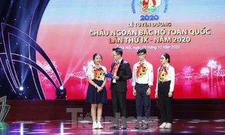 Tween tài năng xuất hiện trong phần giao lưu ở Lễ tuyên dương Cháu ngoan Bác Hồ lần thứ IX