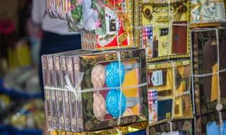 Xuất hiện hàng mã hình đồ lót dành cho người âm trên phố cổ