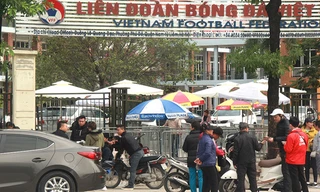 Vé chung kết AFF Cup: Cần bao nhiêu cứ ra... cổng VFF