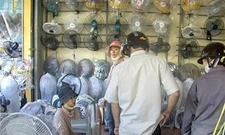 Tránh tác hại do quạt điện