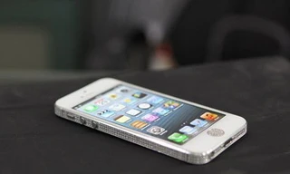 iPhone 5 dát kim cương độc nhất Hà Nội, giá 68 triệu đồng