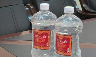 Khởi tố vụ ngộ độc rượu làm 4 người tử vong