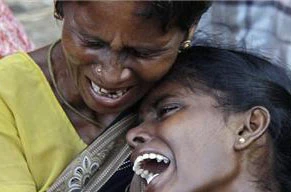 Gia đình nạn nhân trong vụ nổ nhà máy pháo hoa