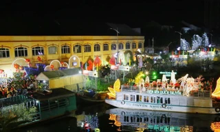 Hội hoa Xuân Tao Đàn và chợ hoa 'Trên bến dưới thuyền' đồng loạt khai Xuân với nhiều mới lạ