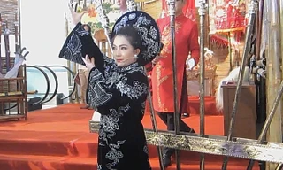 Xem hình ảnh oai phong và Khí phách của Thái Hậu Dương Vân Nga