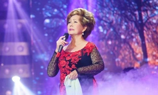 Danh ca Phương Dung nghẹn ngào kể về mối tình say đắm hơn nửa thế kỷ