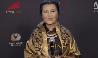 'Tứ đại mỹ nhân Sài Gòn' Kiều Chinh nhận giải thưởng Điện ảnh tại Mỹ ở tuổi 84