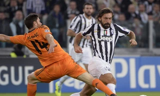 Juventus đổi Pirlo lấy Alonso?