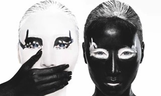 'Best Asia' Huyền Trang ấn tượng với đen-trắng