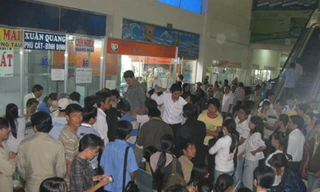 Trăm chiêu móc túi hành khách