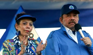 Tổng thống Nicaragua Daniel Ortega (phải) là một đồng minh lâu năm của Nga. (Ảnh: AP)