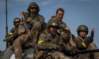 Binh lính Ukraine ở Donetsk ngày 14/6. (Ảnh: Reuters)