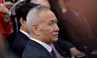 Phó Thủ tướng Trung Quốc Lưu Hạc. (Ảnh: Bloomberg)