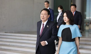 Tổng thống Hàn Quốc Yoon Suk-yeol và Đệ nhất phu nhân Kim Keon-hee. (Ảnh: Korea Herald)