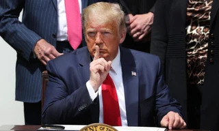 Ông Trump cho rằng cuộc lục soát của FBI tại khu biệt thự của ông là một trò lừa