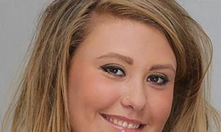 Ngủ liên tục trong hai tháng