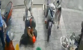 Thượng úy quân đội thi triển võ thuật, quật ngã tên trộm xe máy ở Nha Trang