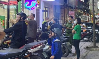 Giết người vì nghi bị chủ tiệm điện thoại cài định vị theo dõi