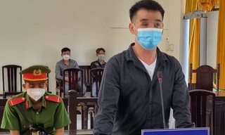 Nung nấu mối thù 5 năm vì bị đánh hỏng một mắt, rút dao giết nhầm người 