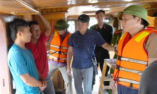 Phó giám đốc công an chỉ huy đoàn kiểm tra, bắt quả tang 5 tàu hút cát trái phép