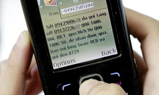 'Khủng bố' bằng tin nhắn rác