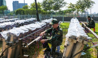 Cận cảnh trận địa pháo hoa lớn nhất TPHCM trước 'giờ G'