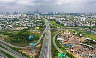 Cận cảnh tuyến cao tốc TPHCM-Long Thành-Dầu Giây sắp mở rộng lên 8 làn xe