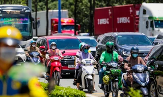 Ken cứng xe hướng vào cao tốc TP.HCM - Long Thành - Dầu Giây