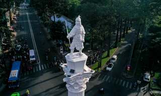 'Áo mới' của nhiều tượng đài lớn ở TPHCM sau phục dựng