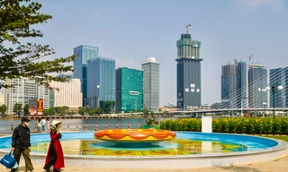 Công viên bờ sông Sài Gòn diện 'áo mới' lộng lẫy đón Tết