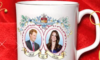 Cốc in ảnh đám cưới Hoàng gia Anh sai hình… chú rể