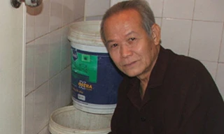 Nhiều hộ dân phường Phúc Tân, Hoàn Kiếm, Hà Nội khát nước sạch