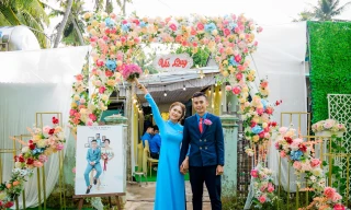 Cô dâu, chú rể để lại ấn tượng khi mặc trang phục áo Đoàn trong ngày cưới