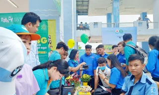 Sôi động ngày hội việc làm tại An Giang