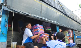 Chuyến xe của tuổi trẻ Cần Thơ đến với đồng bào miền Trung