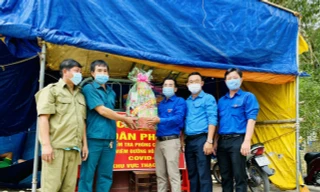 Tuổi trẻ Kiên Giang tiếp sức chiến sỹ biên giới chống dịch