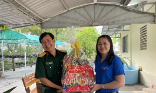 Tuổi trẻ Cần Thơ hướng về chiến sỹ biên giới ​