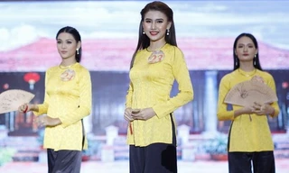 Các thí sinh khoe sắc trong bán kết Hoa khôi Đại học Nam Cần Thơ