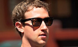 “Muốn gây được ảnh hưởng lớn nhất, hãy tập trung giải quyết những vấn đề quan trọng nhất”, Mark Zuckerberg chia sẻ.