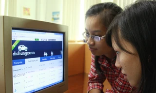 Lên mạng kiếm bạn cùng về quê