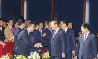 Thủ tướng tiếp tục cam kết mạnh mẽ đồng hành, hỗ trợ DN phát triển, yên tâm kinh doanh.